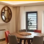 Harmony Luxury Private * Fira (Santorini)