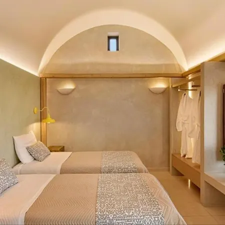 Villa Harmony Luxury Private Fira (Santorini)