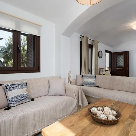 Harmony Luxury Private