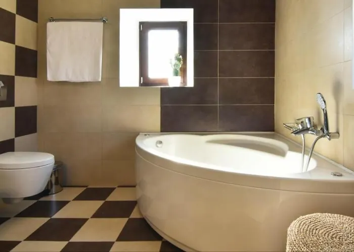 Harmony Luxury Private Fira (Santorini)