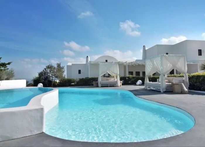 Villa Harmony Luxury Private Fira (Santorini)