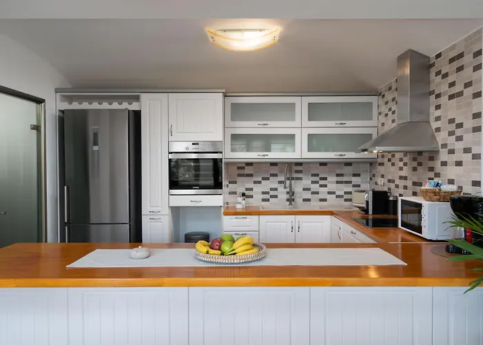 Villa Harmony Luxury Private Fira (Santorini)