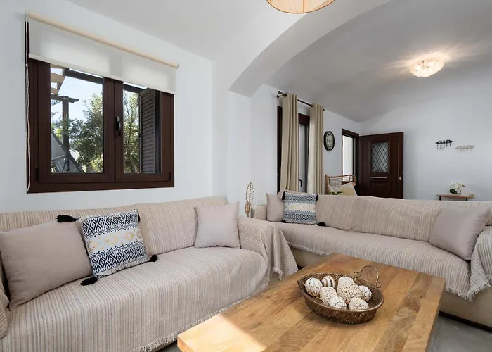 Harmony Luxury Private