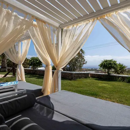 Harmony Luxury Private * Fíra