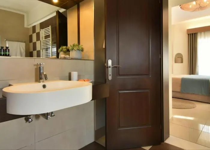 Harmony Luxury Private *