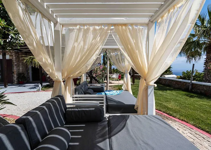 Harmony Luxury Private *