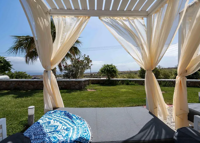 Harmony Luxury Private ثيرا